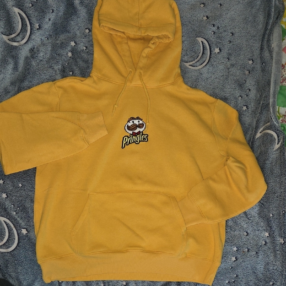 XL Divided Yellow Pringles Hoodie Merch Stoner Skater Whimsy Clowncore Y2k 90s - Picture 2 of 9